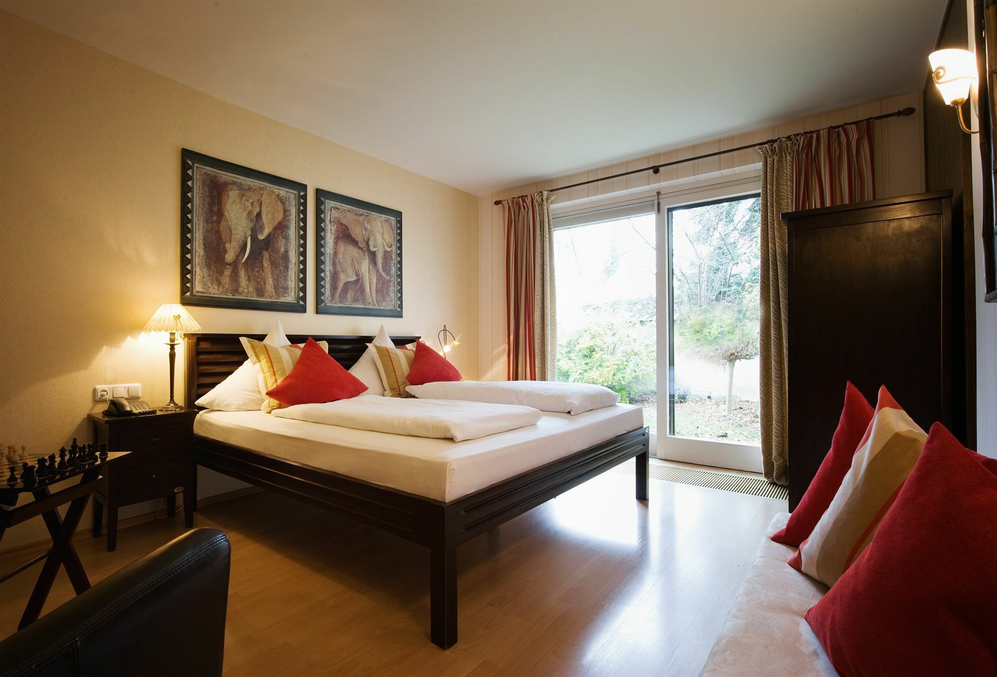 רוטנבורג אוב דר טאובר Villa Mittermeier, Hotellerie & Restaurant מראה חיצוני תמונה